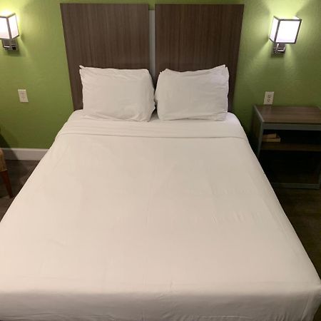 Gilroy Inn Luaran gambar