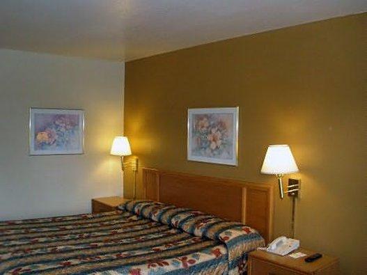 Gilroy Inn Luaran gambar